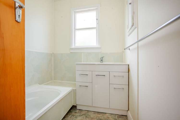 8 Grant Street Dannevirke_18