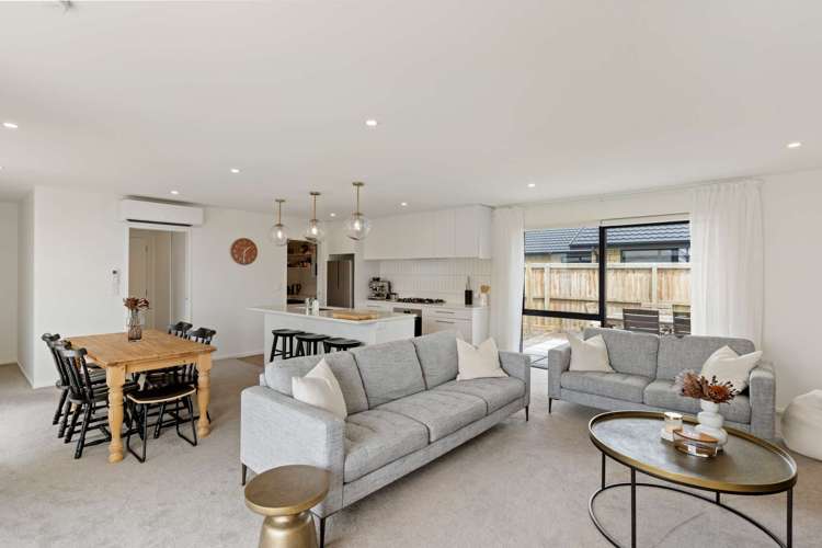 14 Florence Drive Lincoln_5