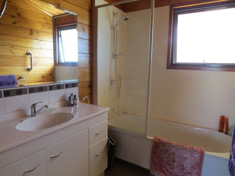 11 Russell Street Winton_5