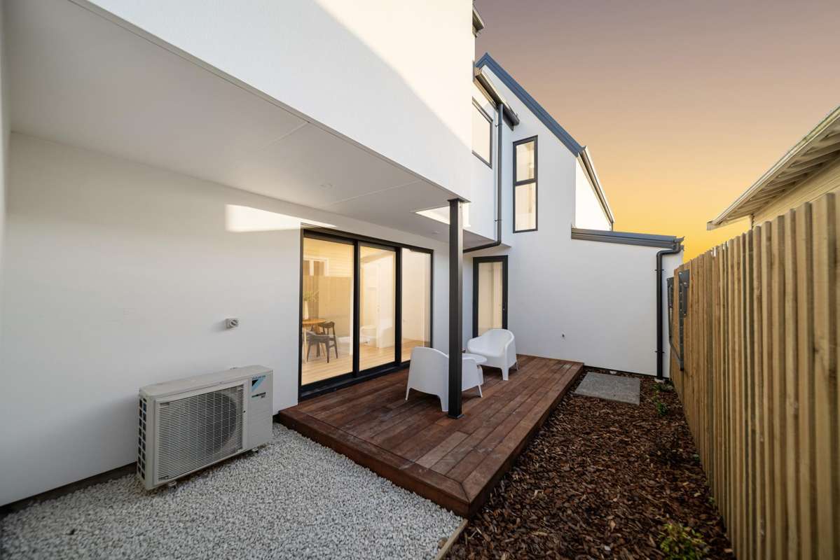 2/25 Allard Street_4