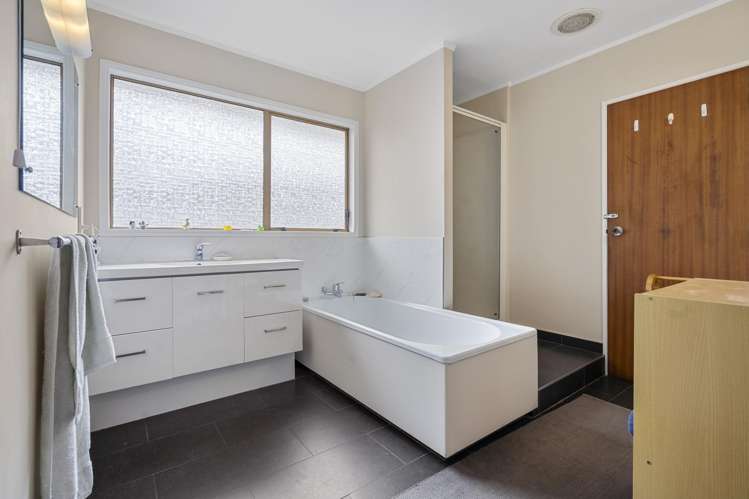 30 Colum Place Bucklands Beach_13