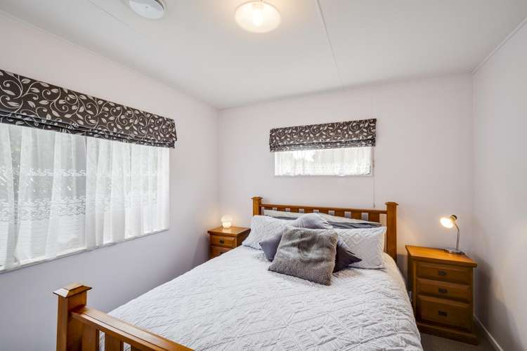 717 Duke Street Mahora_11