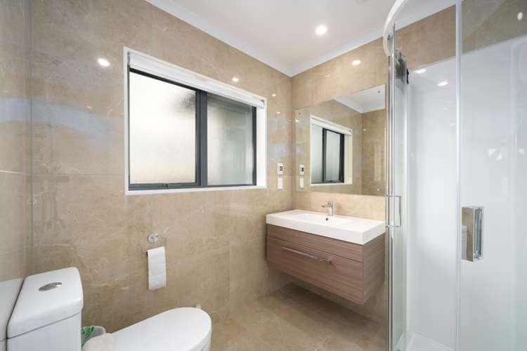 4 Antigua Way Grenada Village_17