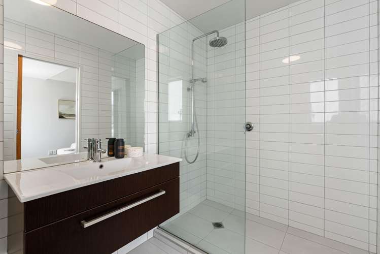 12/3 Severn Street Island Bay_15