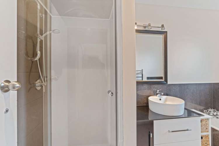 1 Aurora Street Hei Hei_14