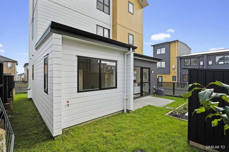 21 Matahae Drive Flat Bush_3