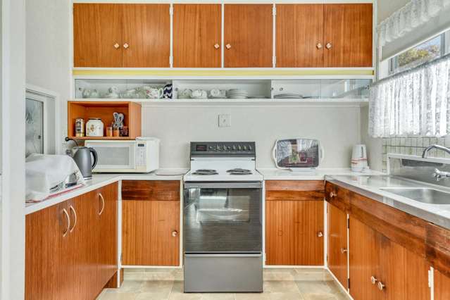 90 / 90A Mount View Drive Mangakakahi_2