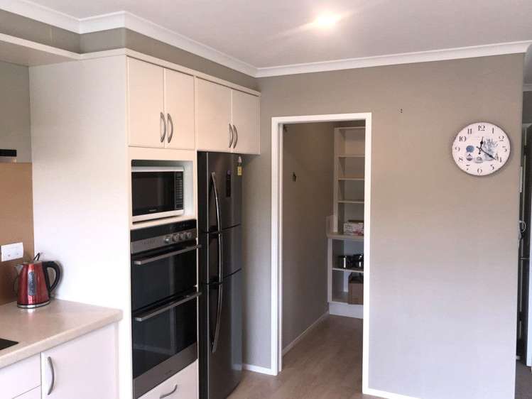 14 Tieke Place (Pvt) Horahora_5