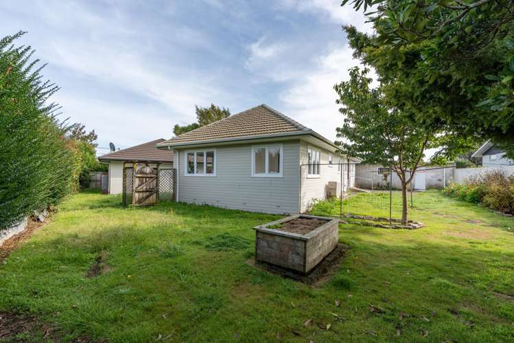 47 Masefield Drive Enderley_21