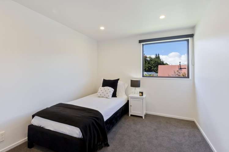 24 Williams Street Fernhill/Sunshine Bay_12