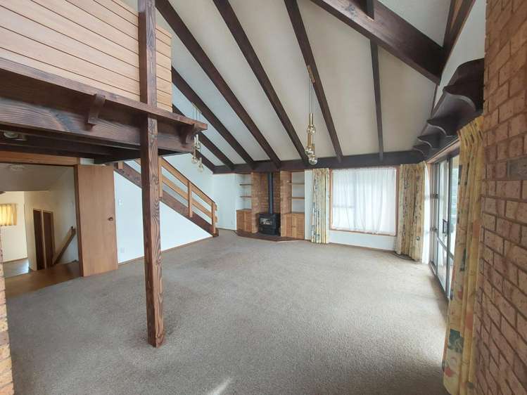 8 Beach Road Mellons Bay_5