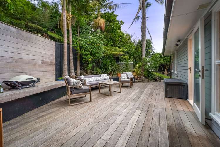 1 Heathcote Road Castor Bay_10