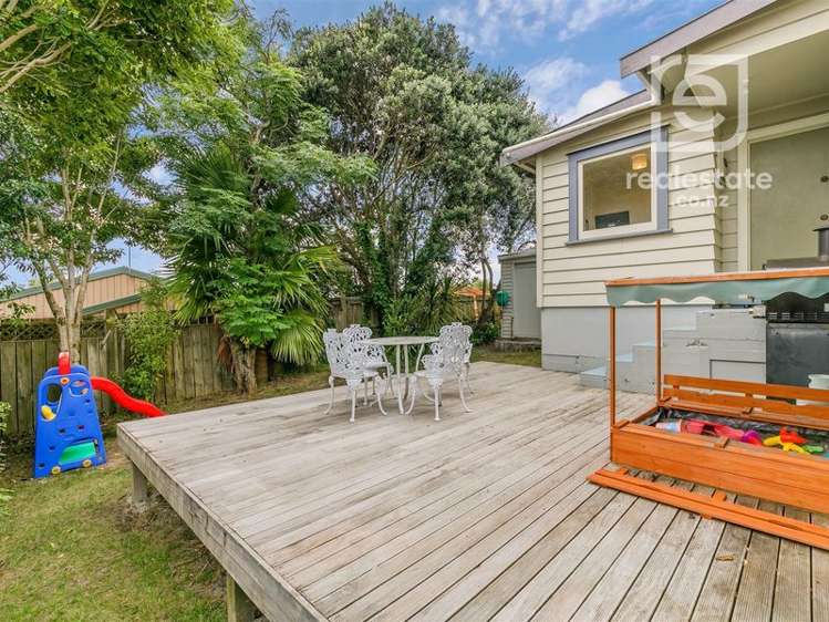 22 Taylor Street Blockhouse Bay_13