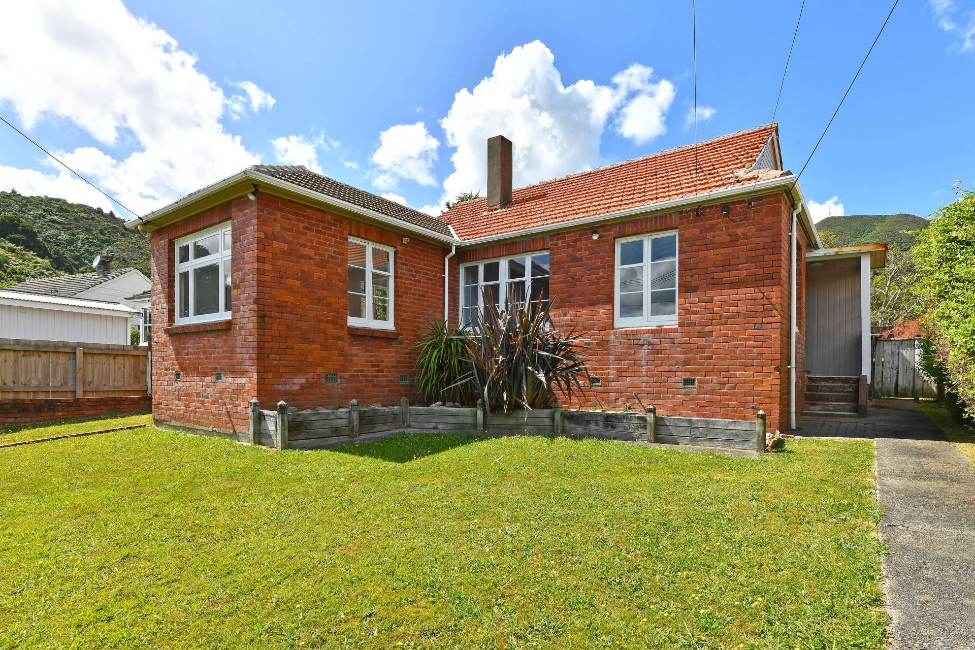 164 Waddington Drive Naenae_0