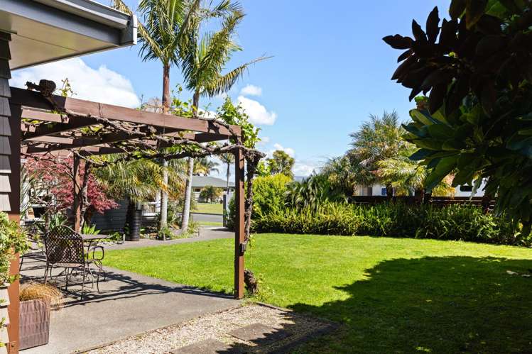 4 Roger Street Lytton West_22