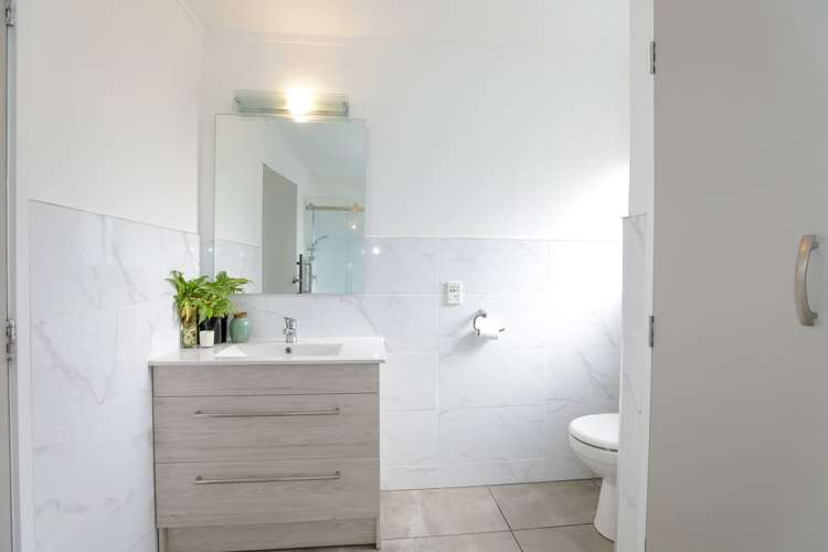 198 Caroline Drive Maunganamu_17