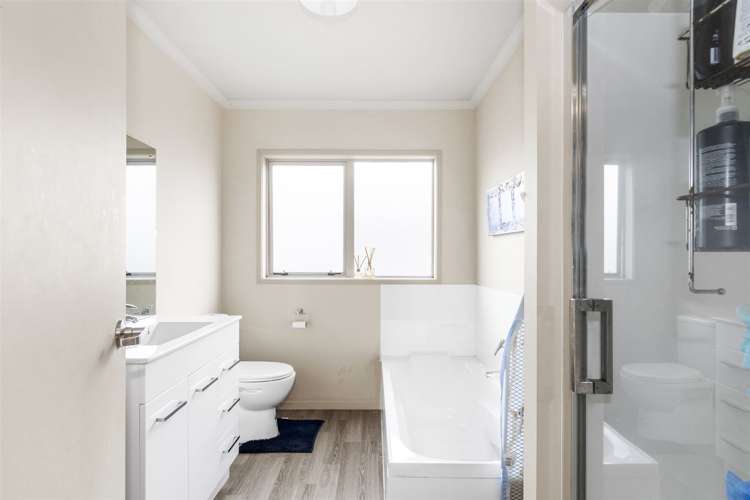 23 Dunrobbin Place Gate Pa_10