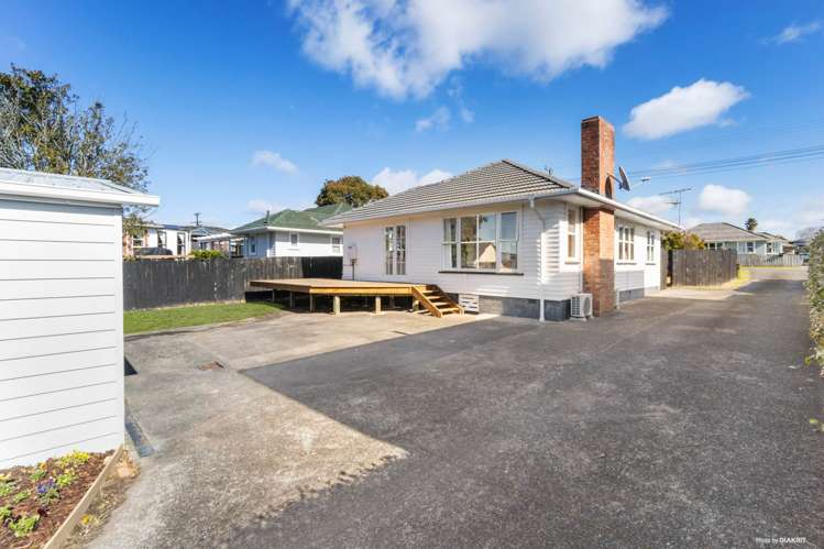 787 Te Atatu Road Te Atatu Peninsula_8