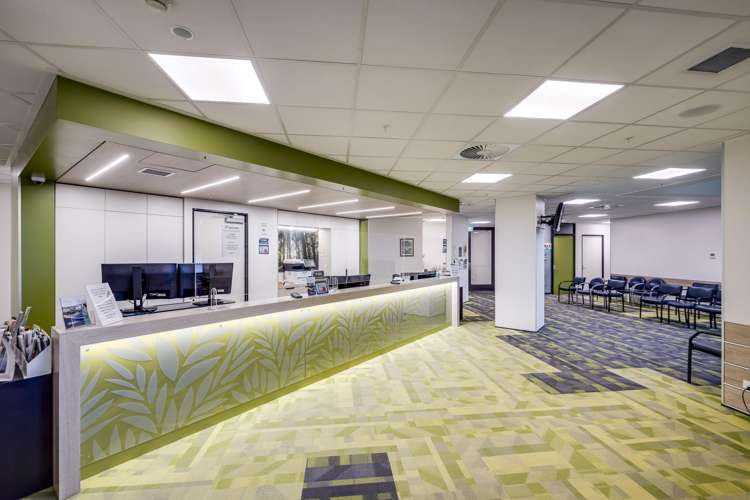 406-410 King Street North Hastings_3