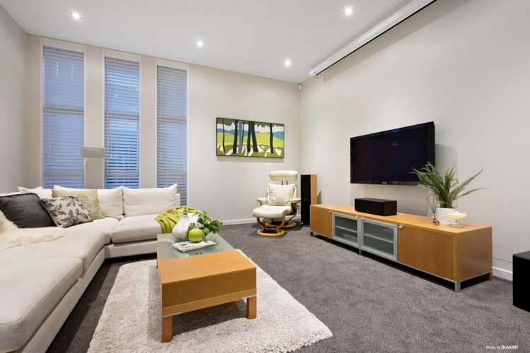 54 Pine Harbour Parade Beachlands_8