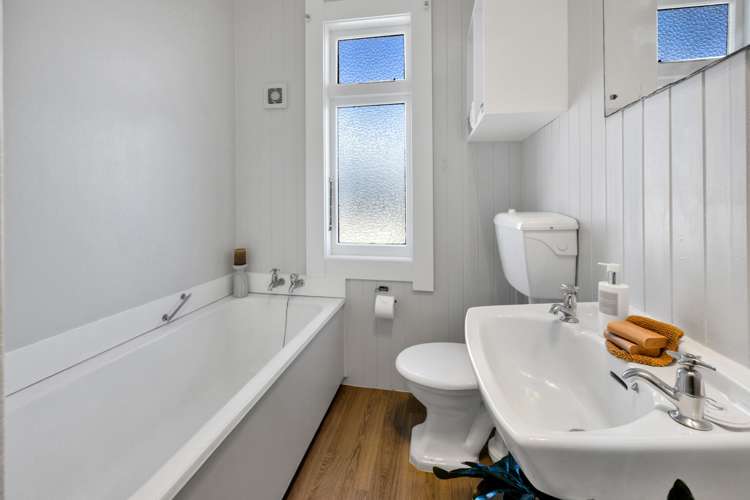 130 Pioneer Road Moturoa_11