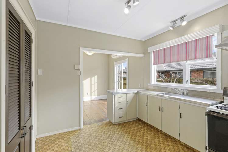 7 Montague Street_5