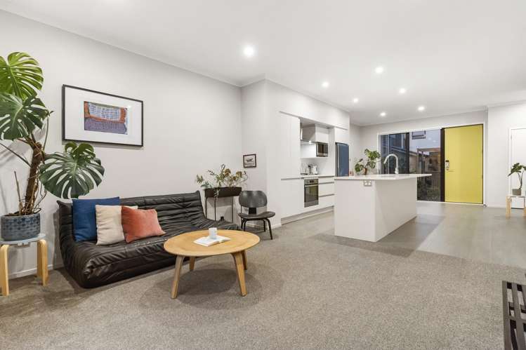 16 Tuamaka Lane Hobsonville_4