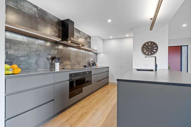 64 Les Wakefield Road Mapua_1