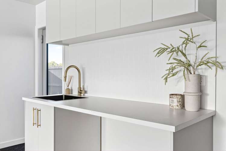 4 Whakahaumako Road Leamington_17