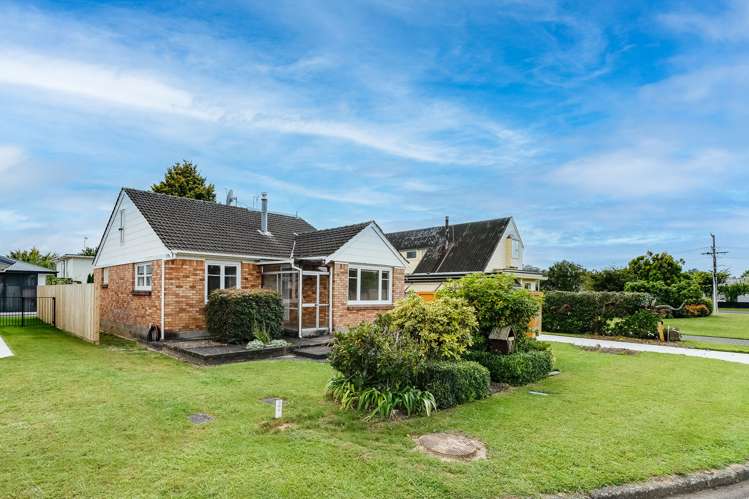 6 Brooke Terrace Leamington_18