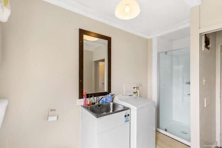 2/12 Kings Road Panmure_2