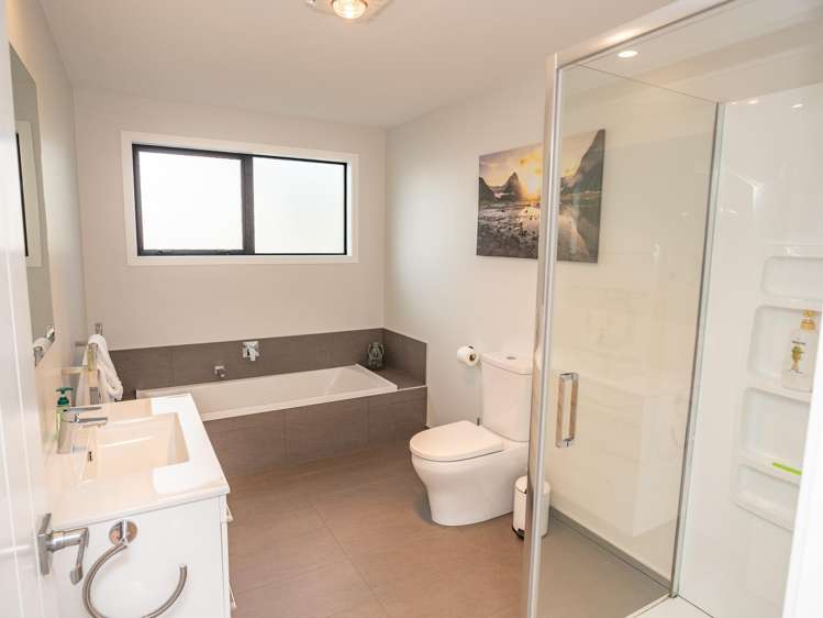 7 Dudley Crescent Cable Bay_20