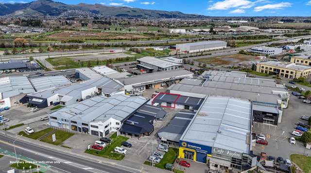 Convenient warehouse