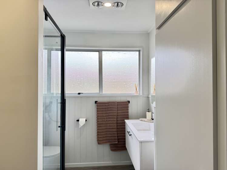 3/17 Oxford Street West End_14