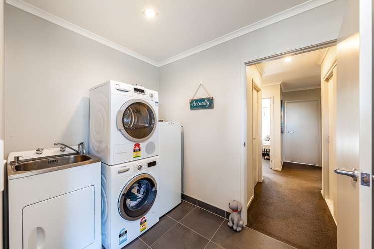 39 Roberta Crescent Orewa_13