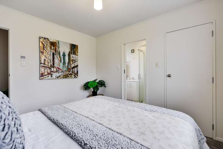 26 Sherwood Drive Pukete_12