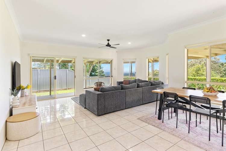 17-19 Flores Court Tamborine Mountain_8