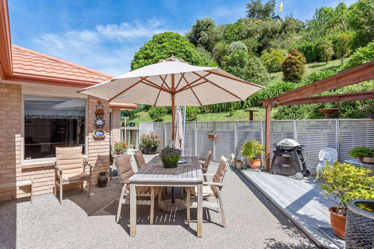 8 Leanne Way Waikanae Beach_16