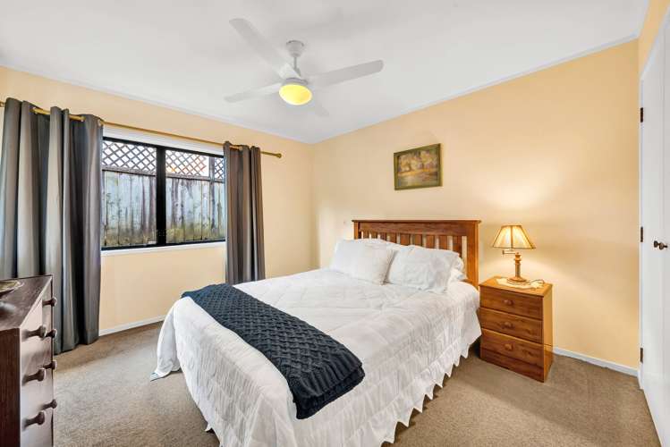 3 Hoani Glade Saint Johns_16