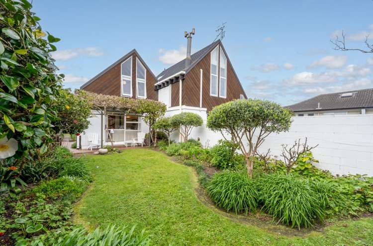 3/23 Eastern Beach Road Eastern Beach_16