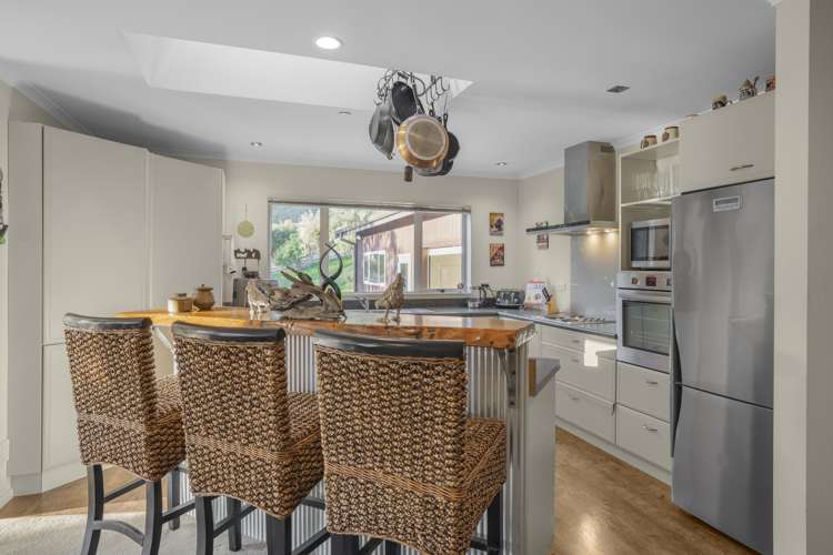 34 Pencarrow Crescent Wainuiomata_23