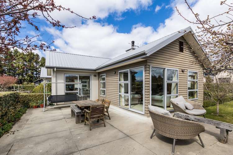 4 Ribbonwood Avenue Albert Town_14