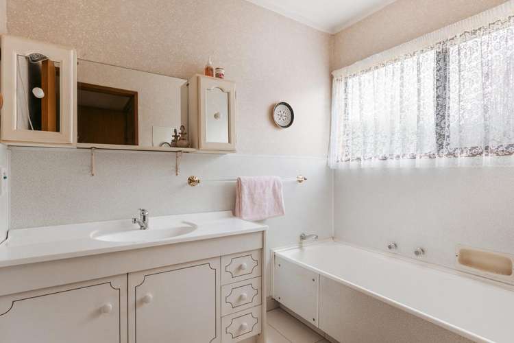 28 Forrester Drive Welcome Bay_16