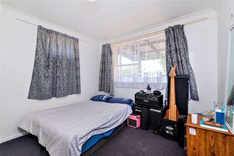 99 Rockfield Road Penrose_9