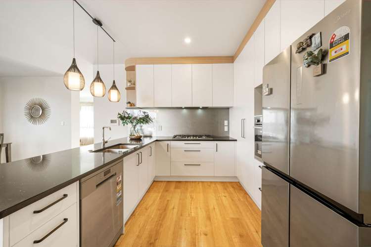 61 Eighth View Avenue Beachlands_8