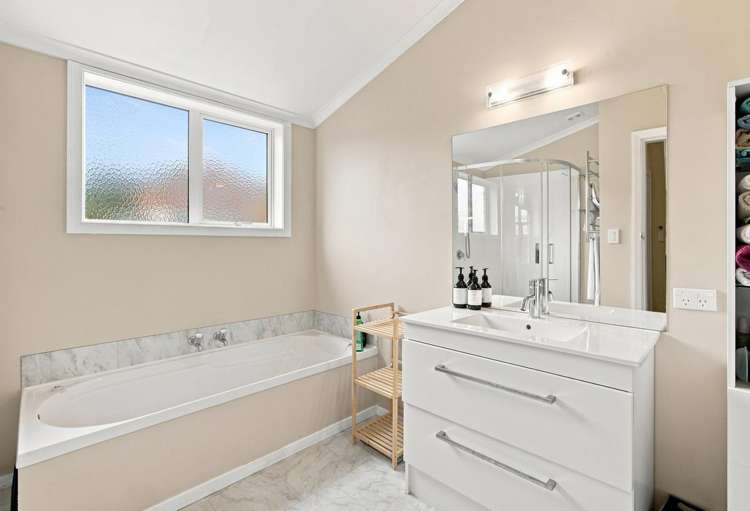 61 Scobie Road Waverley_21