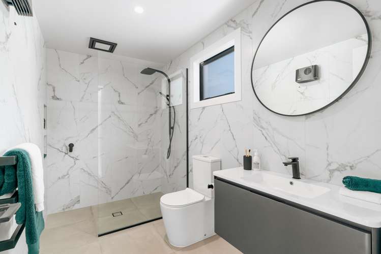 19 Falconer Rise Jacks Point_12