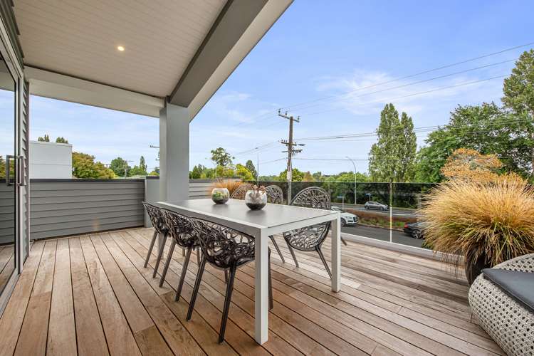 900 River Road Queenwood_0