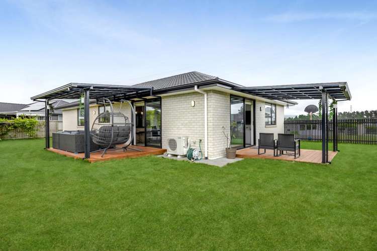 34b Honeyfield Drive Whalers Gate_44