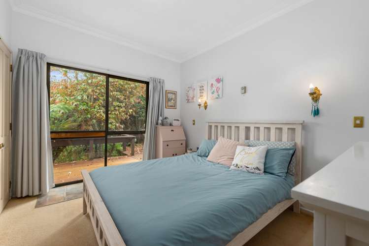 66 Iles Road Lynmore_11